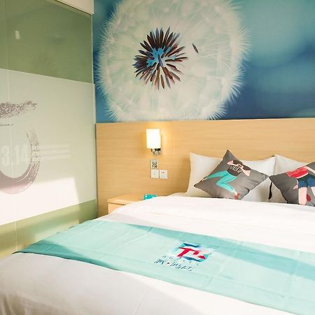 Pai Hotel Yuxi Tonghai Экстерьер фото