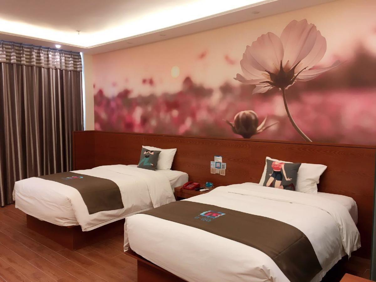 Pai Hotel Yuxi Tonghai Экстерьер фото